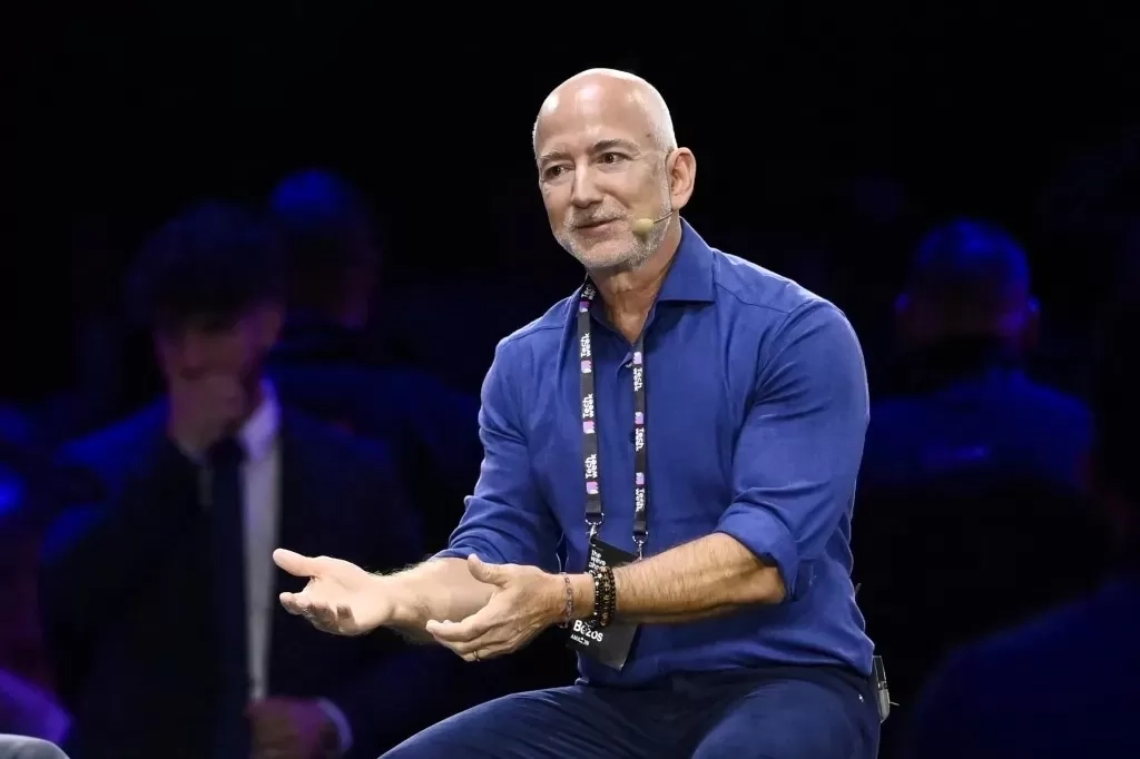 Jeff Bezos Koreksi Narasi Drop Out Silicon Valley dan Memosisikan Pengalaman Kerja sebagai Pilar Inovasi Ekonomi Global