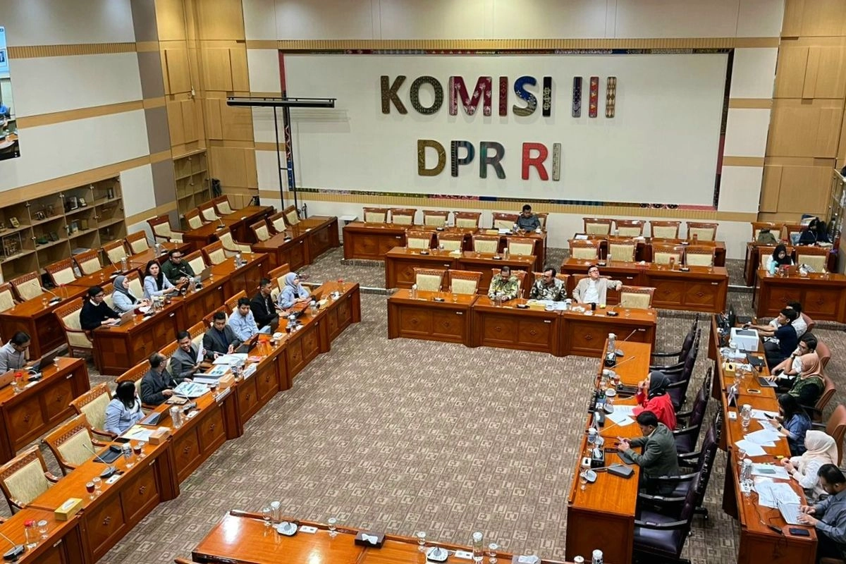 Anggota DPR Nilai Tunjangan Hakim Ad Hoc Harus Setara Hakim Karier