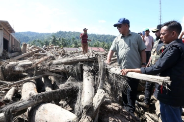 Mendagri Tegaskan Bencana Sumatera Diperlakukan Seperti Bencana Nasional