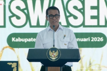 Mentan Diminta Pasok Beras Bulog Cadangan ke Lokasi Bencana Sumatera Selama Tiga Bulan