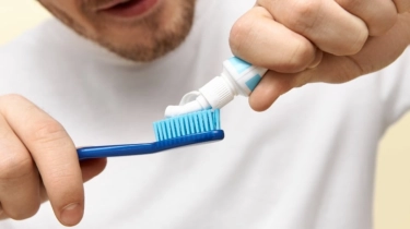 5 Pasta Gigi Supermarket untuk Atasi Gusi Bengkak dan Berdarah