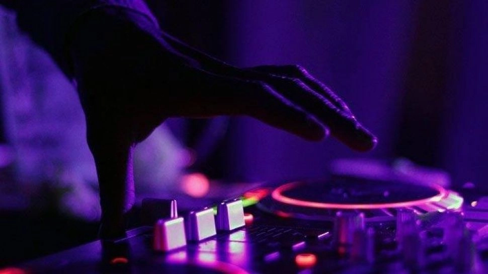 DJ Ocyn Asal Indonesia Mendunia, Lagu 'Live The Night' Diputar di Australia