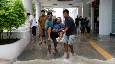 Hati-hati saat Banjir! Jangan Biarkan 6 Penyakit Ini Menyerang Keluarga Anda