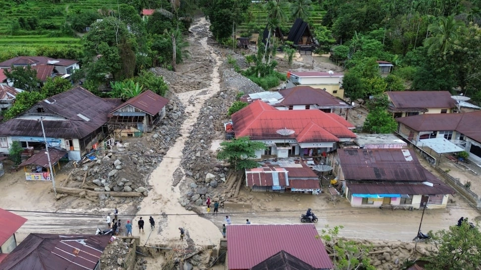 Jejak Politisi dan Oligarki di Balik Banjir Sumatra, JATAM Bongkar Nama-nama Besar