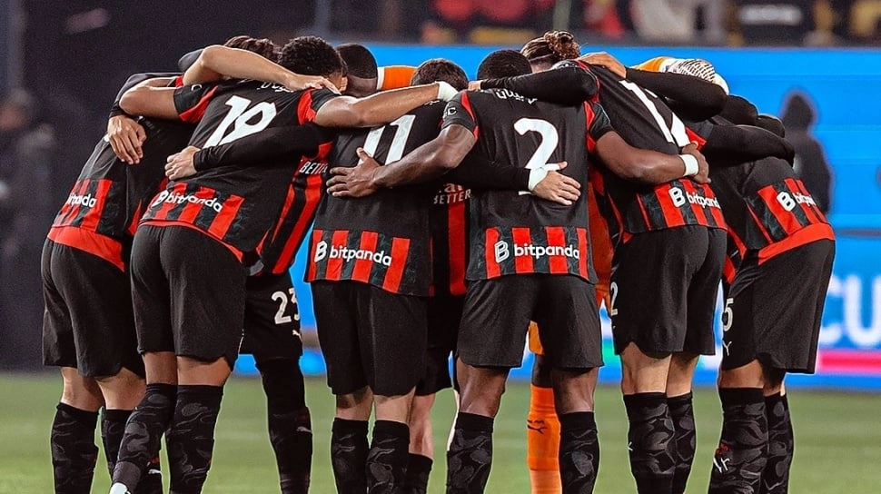 Klasemen Serie A Liga Italia: Rossoneri Dekati Nerazzurri Usai Menang Comeback Atas Como