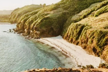 5 Spot Sunset Terbaik di Mandalika, Siapkan Kamera untuk Abadikan Momen