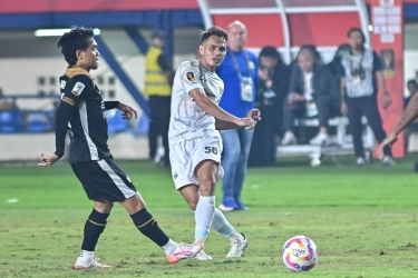 Motif di Balik Keputusan Persib Pinjamkan Rezaldi dan Hamra Hehanussa