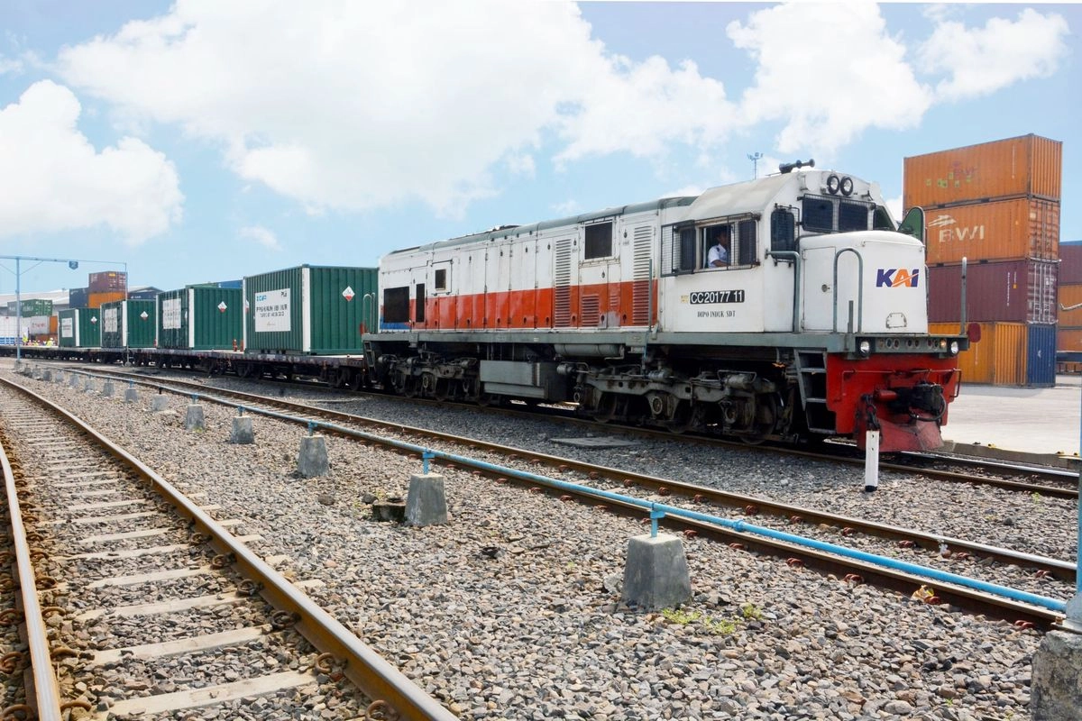 Volume Angkutan Limbah B3 KAI Logistik Tembus 14.256 Ton