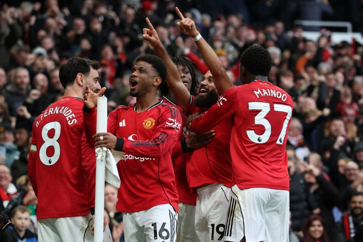 Hasil dan Klasemen Liga Inggris: MU Menang Derbi Manchester, Arsenal Buang Poin Lagi
