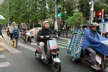 Angka Kelahiran Anjlok, Konsumsi Tertekan: Alarm Baru Ekonomi China