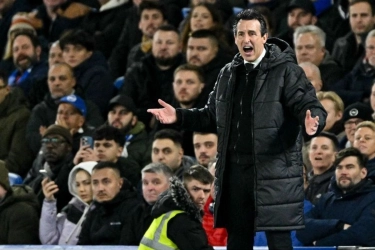 Aston Villa Kalah Lawan Everton, Unai Emery: Kami Bukan Kandidat 5 Besar
