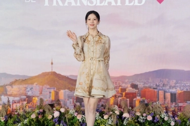 Contek 6 Outfit Go Youn Jung di Serial Can This Love Be Translated?