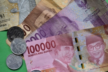 Rupiah Tertekan, IHSG Tetap Ngebut, Stabilitas Keuangan RI Berpotensi Terancam?