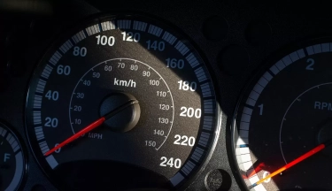 Bukan Sekadar Angka, Ini Alasan Teknis di Balik Batas Maksimal Speedometer