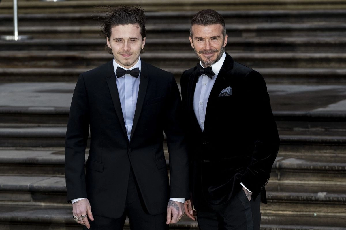 Drama Keluarga Beckham, Brooklyn Klaim Ditekan Lepas Hak Identitas
