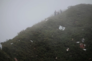 KTP hingga Tablet Milik Pramugari ATR 42-500 Esther Aprilita Ditemukan