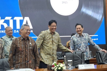Purbaya Bantah Rupiah Anjlok Imbas Thomas Djiwandono Masuk Bursa Bos BI