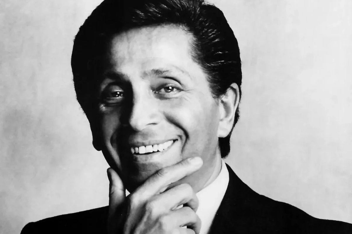 Valentino Garavani Meninggal Dunia, Simak Perjalanan Kariernya