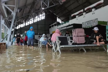 PT KAI Batalkan 7 Perjalanan Imbas Banjir, Cek Daftarnya