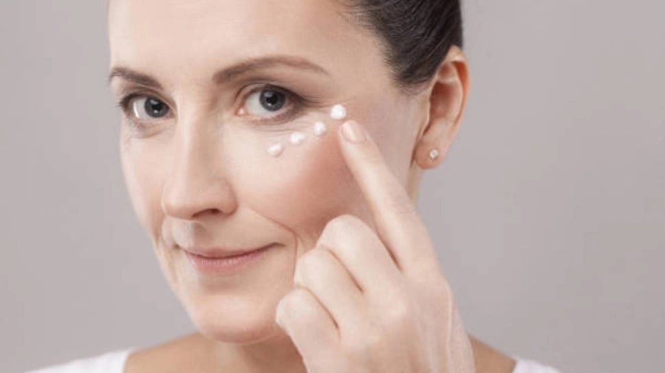 Apa Keunggulan Tinted Sunscreen? Intip 4 Produk Terbaiknya untuk Kulit