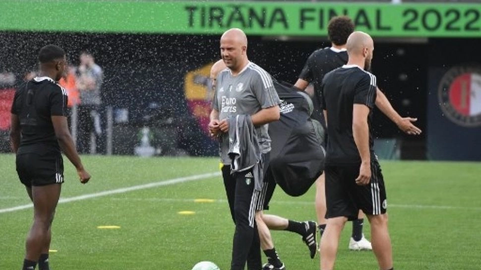 Sindiran Halus Arne Slot Soal Kabar Xabi Alonso Segera Jadi Manajer Baru Liverpool