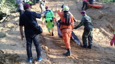 Tragedi Lubang Maut Sarolangun Jambi, Kilau Emas Ilegal Dibayar Nyawa 8 Penambang
