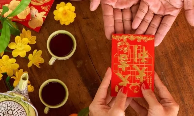 Imlek Segera Tiba, Salah Nominal Angpao Bisa Bikin Hoki Menjauh, Ini Etika yang Wajib Anda Tahu