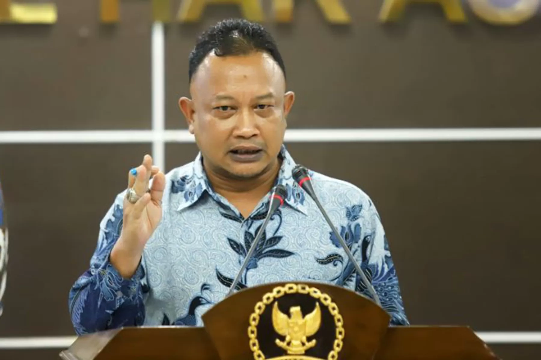 Kementerian Lebih Rentan Intervensi Politik, Kompolnas: Kedudukan Polri di Bawah Presiden Sudah Tepat
