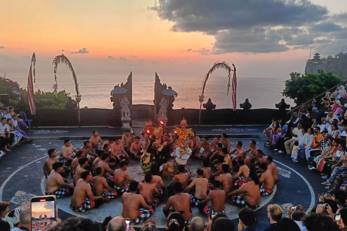 Banyak Penghargaan, Ketua Komisi DPR Semprot Menpar: Apa Manfaatnya Buat Rakyat?