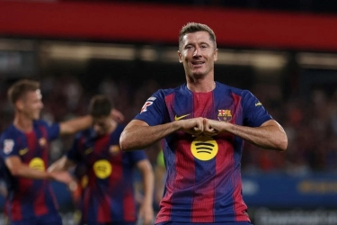 Lampaui Cristiano Ronaldo, Robert Lewandowski Dekati Rekor Lionel Messi