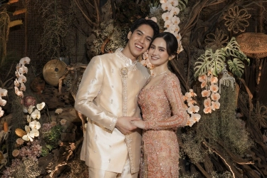 Syifa Hadju Tampil Anggun dengan Kebaya Soft Terracotta Saat Lamaran