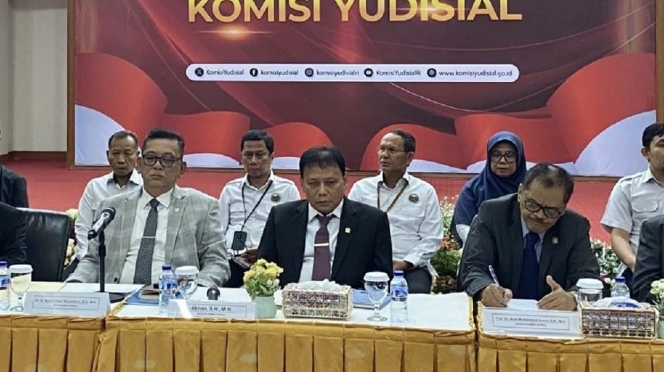 Drama Sidang Korupsi: Hakim Ad Hoc Walkout Tuntut Gaji, Kini Diperiksa KY