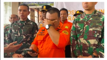Sambil Menahan Tangis, Kasiops Kansar Makassar Umumkan Jenazah Terakhir Korban Kecelakaan Pesawat ATR 42-500 Ditemukan