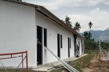 Nindya Karya Tingkatkan Spesifikasi Huntara Pascabanjir di Sumbar