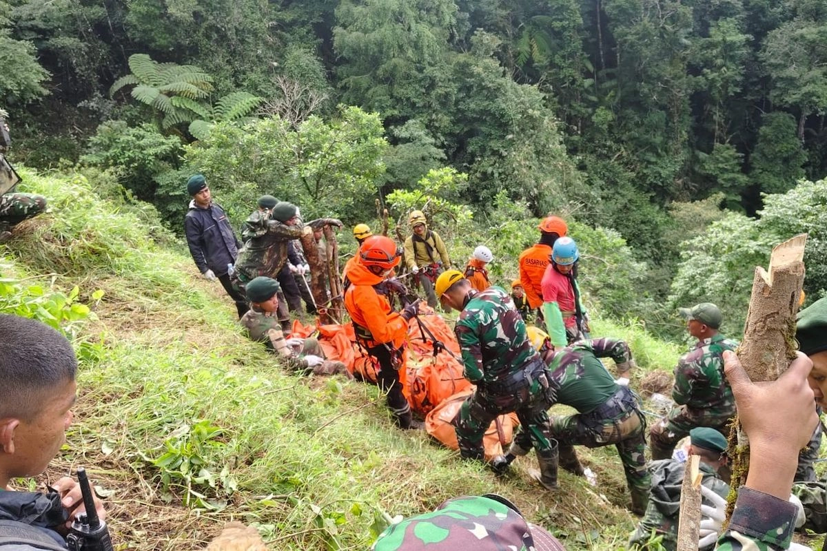 Seluruh Korban ATR 42-500 Ditemukan, Proses Identifikasi, dan Black Box Dibedah