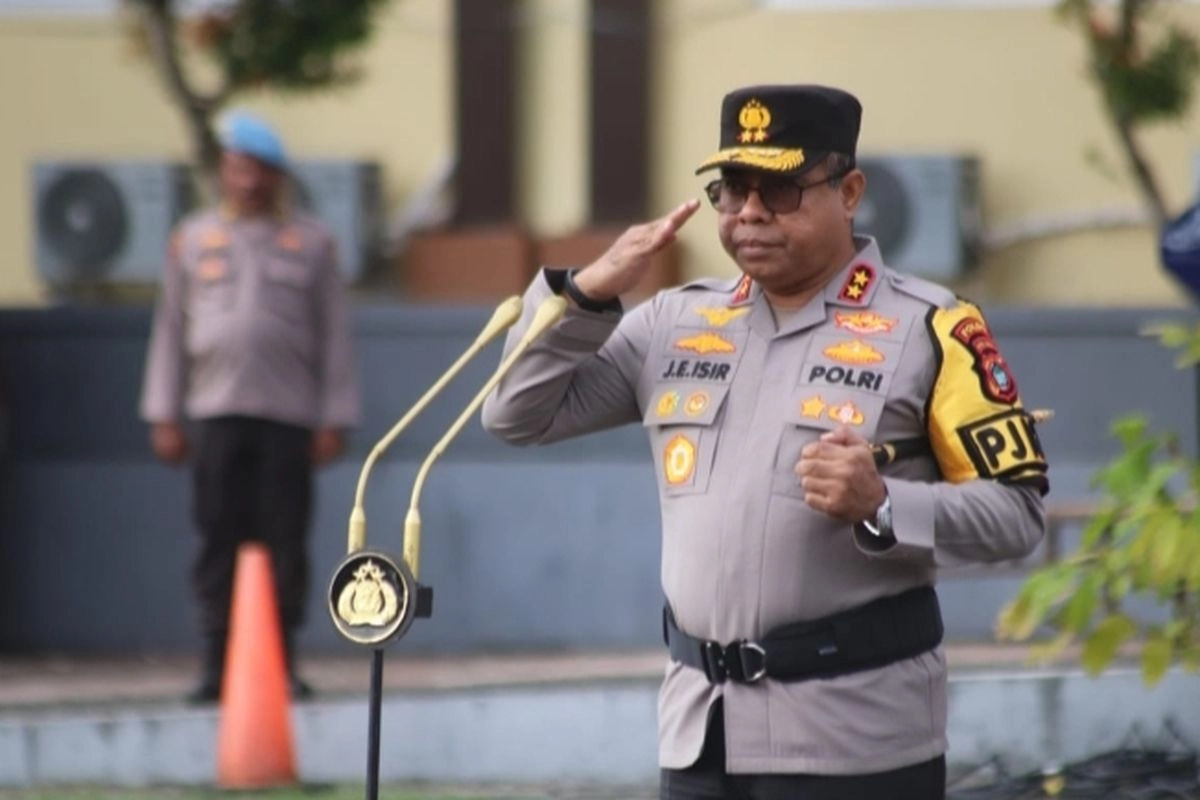 Eks Ajudan Jokowi Irjen Johnny Eddizon Isir Jadi Kadiv Humas Polri, Berikut Profilnya