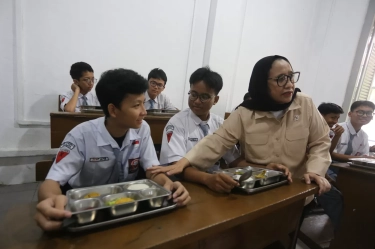 BGN Imbau Kepala SPPG Rutin Kunjungi Sekolah untuk Pastikan Penerima Manfaat Tepat Sasaran
