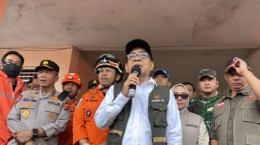 Menko PMK Pratikno Soal Longsor Bandung Barat: SAR 24 Jam Cari 83 Korban Hilang