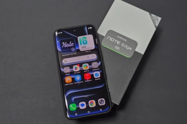 Kesan Saya Saat Pertama Kali Memegang Infinix Note Edge, Tipis, Melengkung, dan Terasa Premium