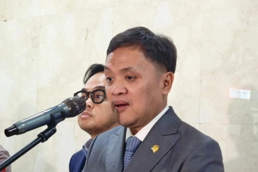 Respons Bos OJK, Habiburokhman: WNI Dituduh Langgar Hukum di Luar Negeri Tetap Kita Lindungi