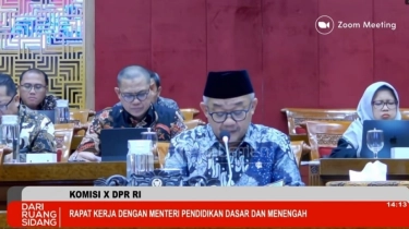Mendikdasmen Abdul Mu'ti Ungkap Data: Banyak Anggota Dewan Lulusan Paket C