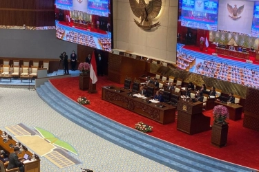 DPR Setuju Polisi Dilengkapi 