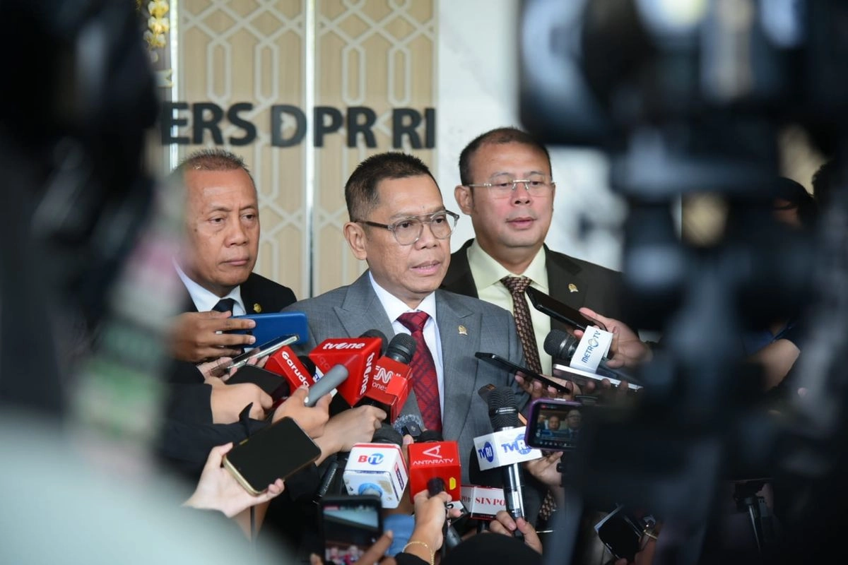 Ketika Palu Konstitusi Dicetak di Parlemen