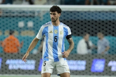 Percepat Upaya Rekrut Marcos Senesi, Juventus Tikung Barcelona?