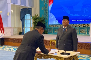 Prabowo Lantik 15 Anggota Dewan Energi Nasional di Istana, Berikut Daftarnya