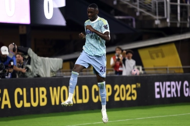 Randal Kolo Muani Kecelakaan, Pelatih Tottenham Ungkap Kondisinya