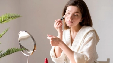 4 Rekomendasi Liquid Foundation Lokal dengan Hasil Natural dan Perlindungan UV