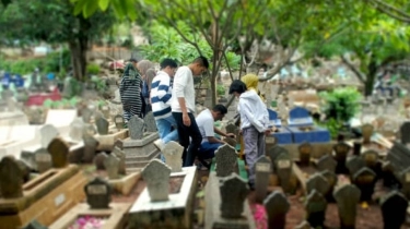 Bacaan Doa dan Salam Ketika Ziarah Kubur, Tradisi Menjelang Ramadan