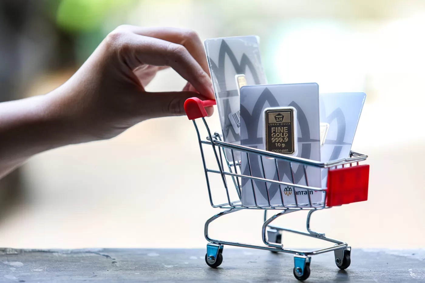 Simak Daftar Terbaru Harga Emas Galeri24 dan UBS di Pegadaian, Satu Gram Sudah Dibanderol Rp 3.260.000