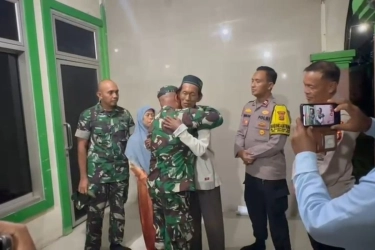 Prajurit TNI yang Tuduh Penjual Es Gabus Dapat “Jam Komandan”, Apa Itu?